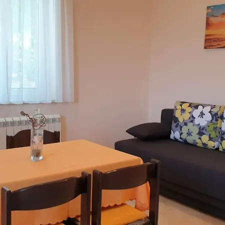 Apartment Jf Rezine -