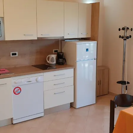 Apartment Jf Rezine -